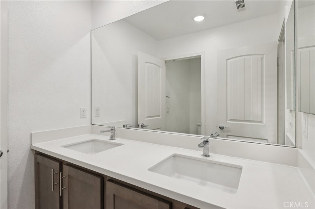 833 Sumac Lane Rialto, CA 92376 - Photo 19 of 48