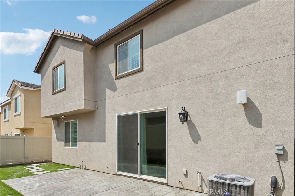 833 Sumac Lane Rialto, CA 92376 - Photo 31 of 45
