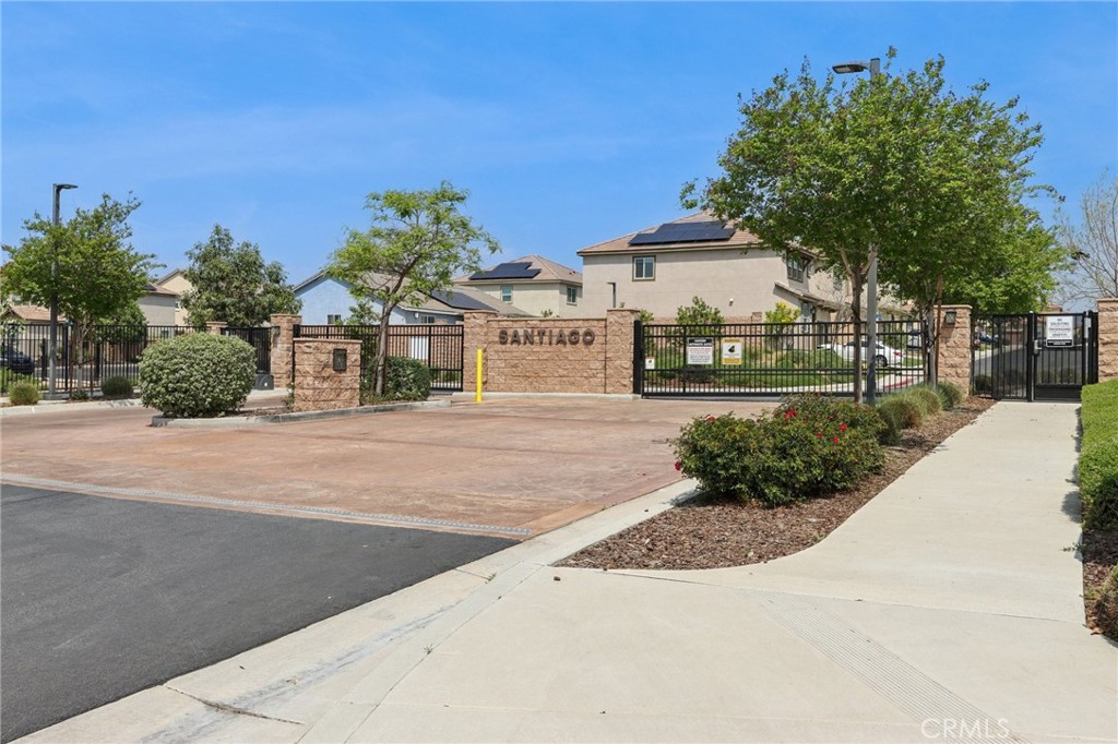 833 Sumac Lane Rialto, CA 92376 - Photo 35 of 45