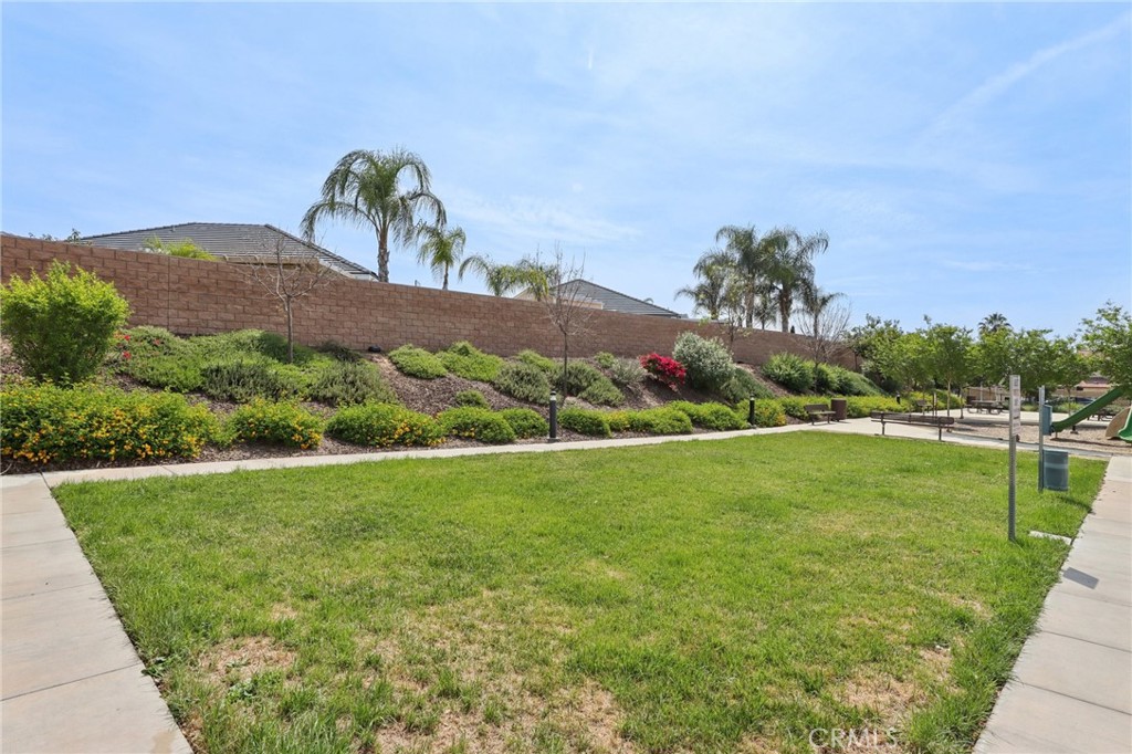 833 Sumac Lane Rialto, CA 92376 - Photo 39 of 45