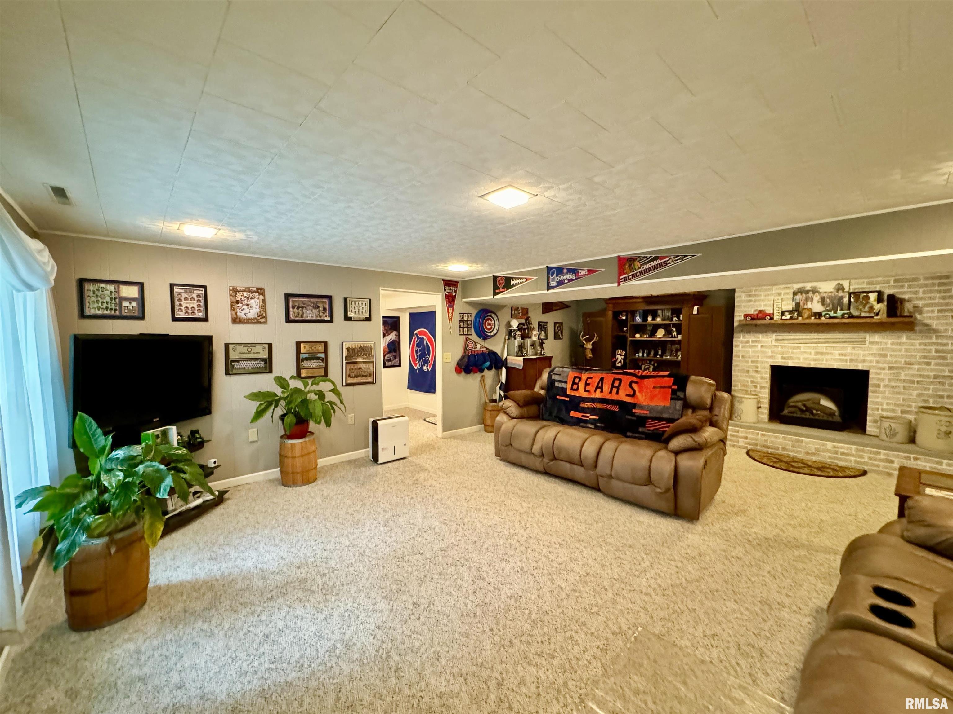 1010 Robin Road Muscatine, IA 52761 - Photo 23 of 32 Gallery Image 23