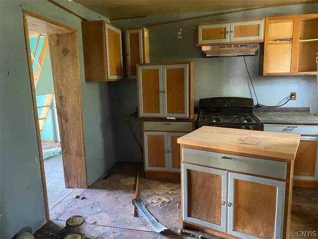 $29,900 | 631 Cayuga Avenue, Watertown, NY 13601