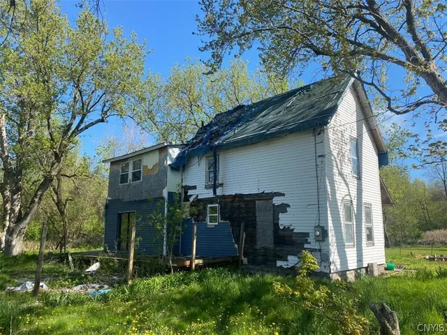 $29,900 | 631 Cayuga Avenue, Watertown, NY 13601