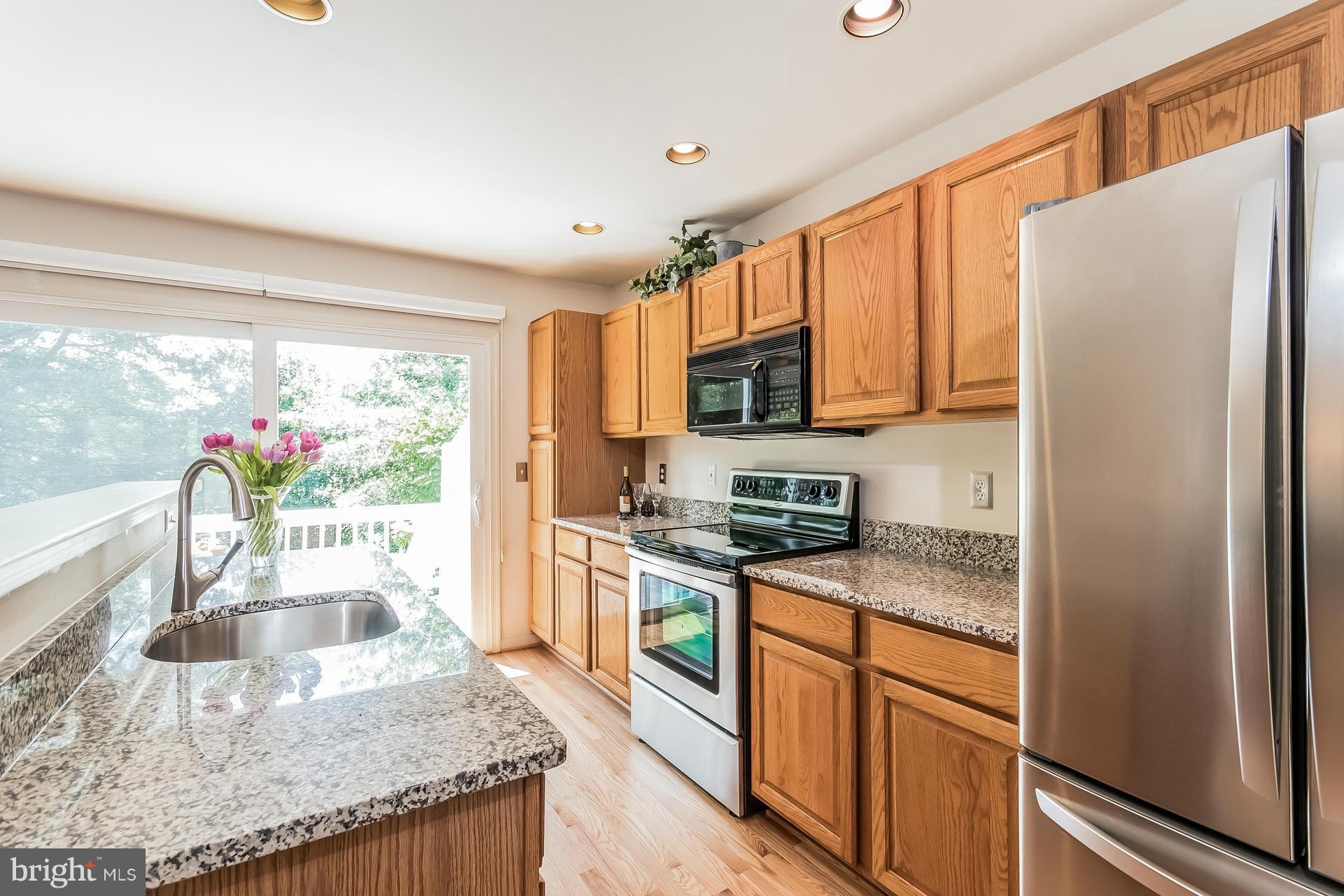 12064 Edgemere Circle Reston, VA 20190 - Photo 12 of 30 Kitchen