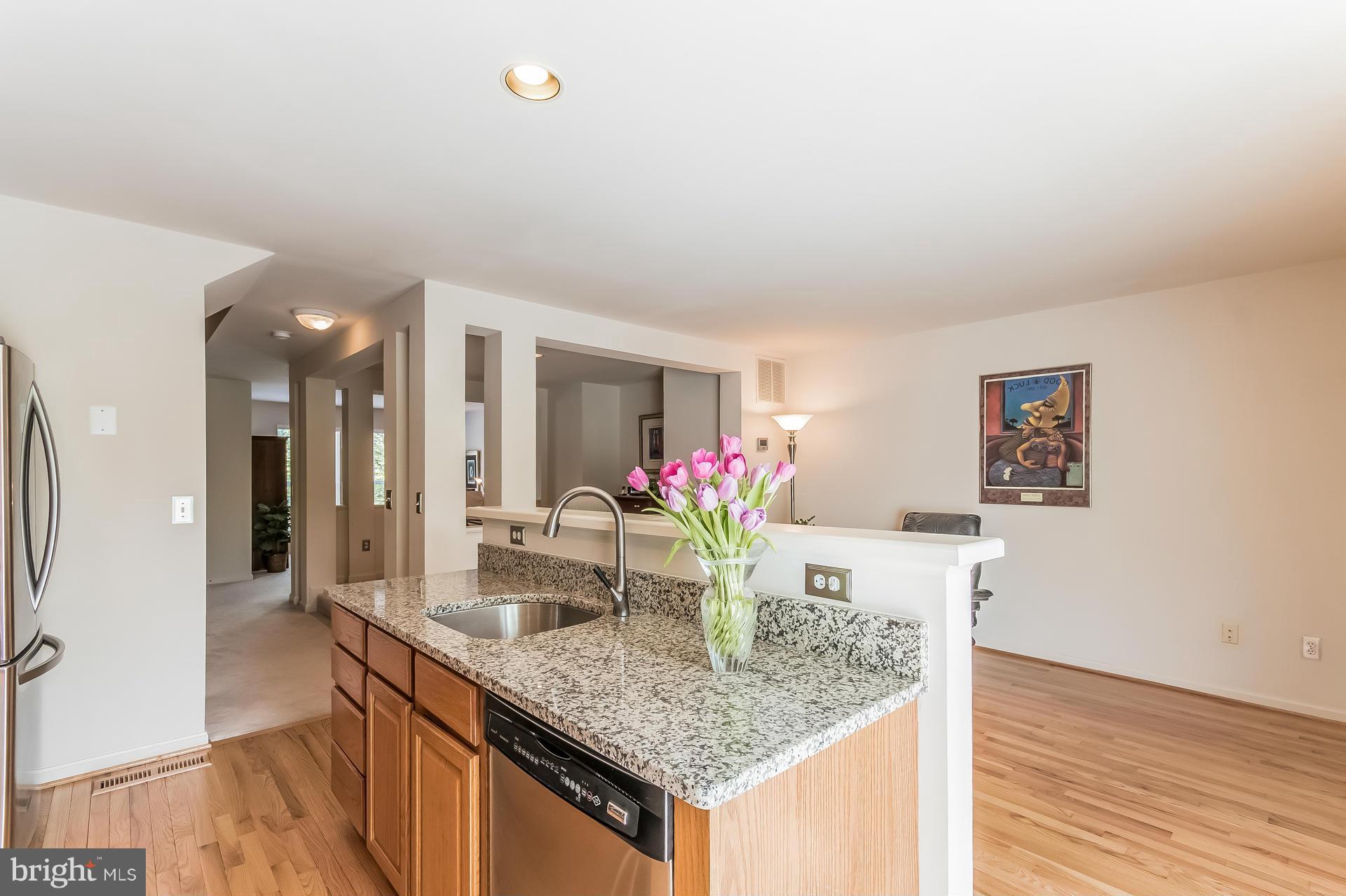 12064 Edgemere Circle Reston, VA 20190 - Photo 13 of 30 Kitchen