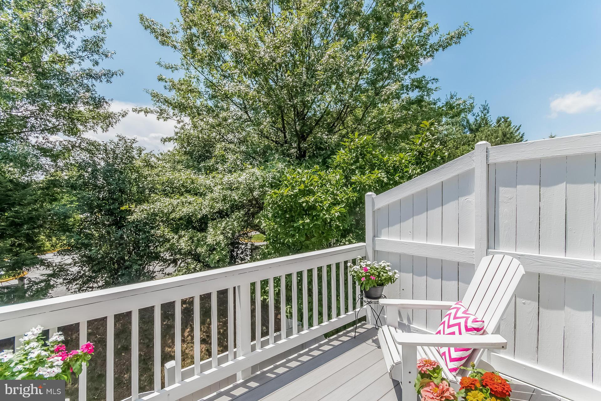 12064 Edgemere Circle Reston, VA 20190 - Photo 23 of 30 Exterior (Rear)