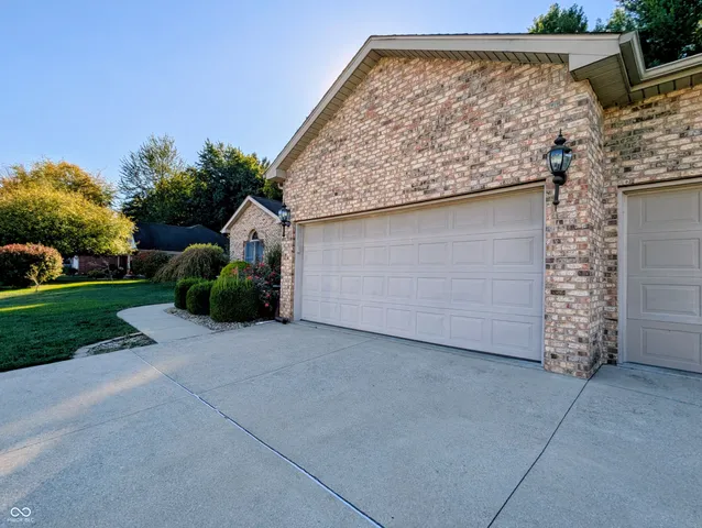 $388,000 | 268 Matthew Drive, Seymour, IN 47274