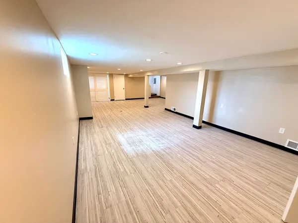 $314,900 | 8958 South Oglesby Avenue, Chicago, IL 60617