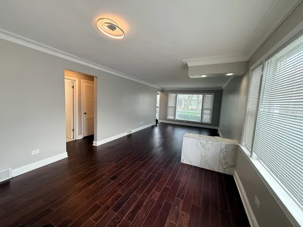 $314,900 | 8958 South Oglesby Avenue, Chicago, IL 60617