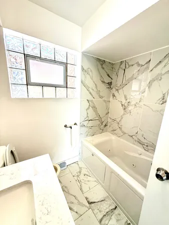 $314,900 | 8958 South Oglesby Avenue, Chicago, IL 60617