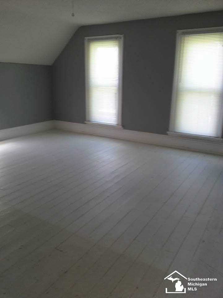 9473 Allison Road Maybee, MI 48159 - Photo 16 of 20 15x12 Upper Bedroom