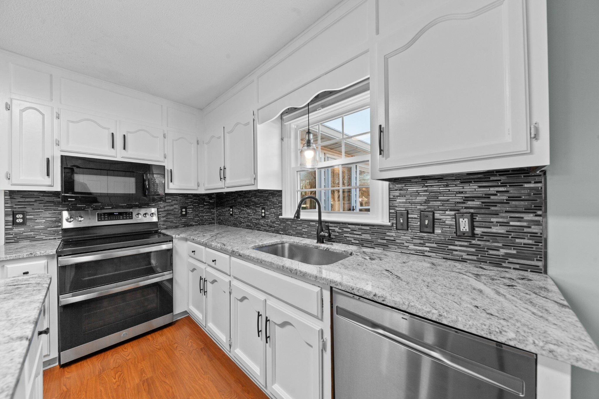 981 Tom Osborne Road Columbia, TN 38401 - Photo 9 of 49 Gallery Image 9