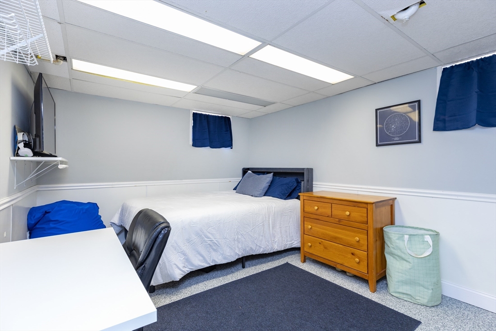 40 Chestnut Street North Reading, MA 01864 - Photo 12 of 34