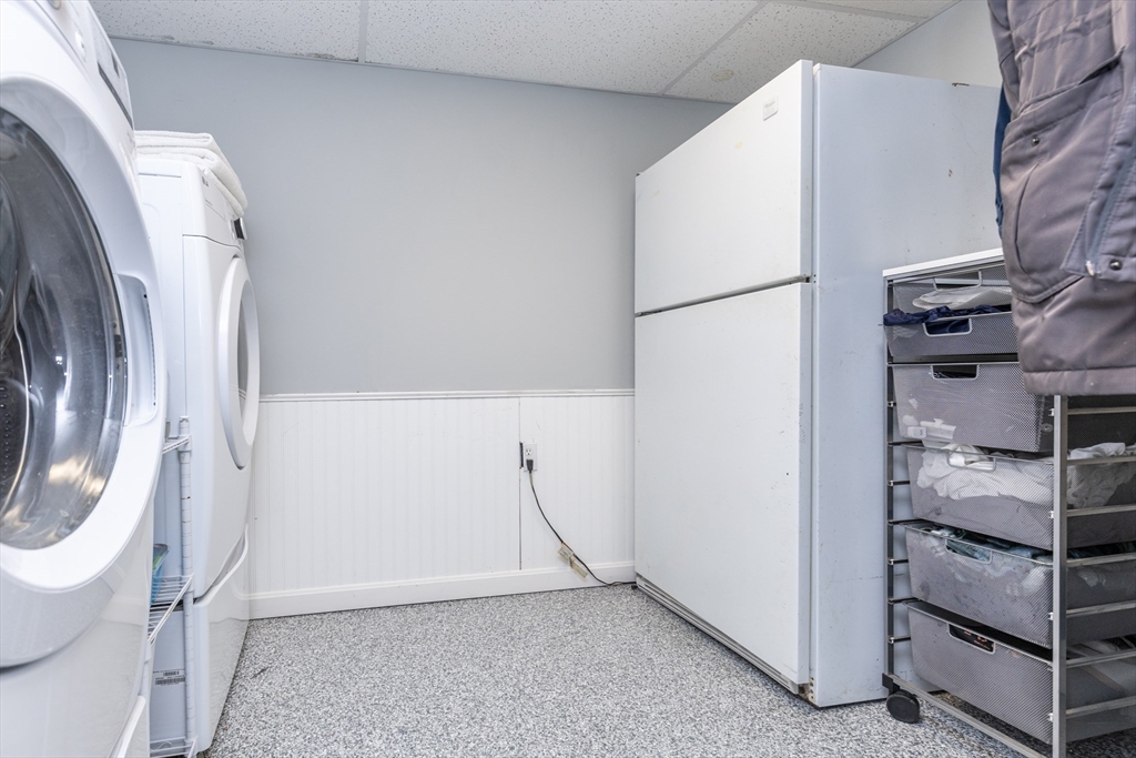 40 Chestnut Street North Reading, MA 01864 - Photo 13 of 34