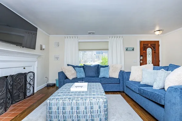 $649,000 | 40 Chestnut Street, North Reading, MA 01864