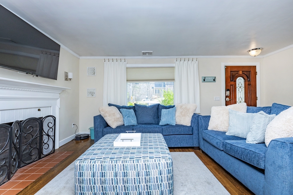 40 Chestnut Street North Reading, MA 01864 - Photo 17 of 34