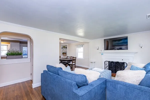 $649,000 | 40 Chestnut Street, North Reading, MA 01864
