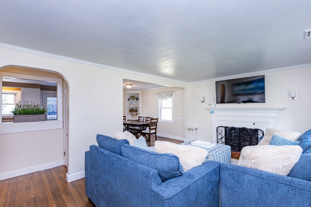 40 Chestnut Street North Reading, MA 01864 - Photo 18 of 34