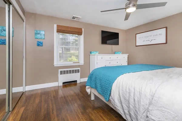 $649,000 | 40 Chestnut Street, North Reading, MA 01864
