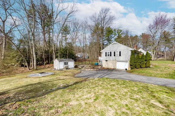 $649,000 | 40 Chestnut Street, North Reading, MA 01864