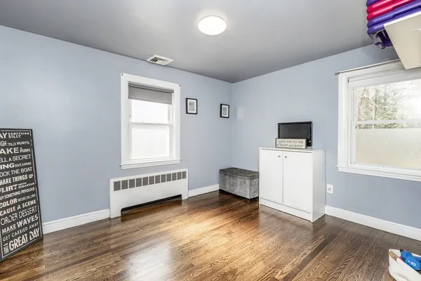 $649,000 | 40 Chestnut Street, North Reading, MA 01864