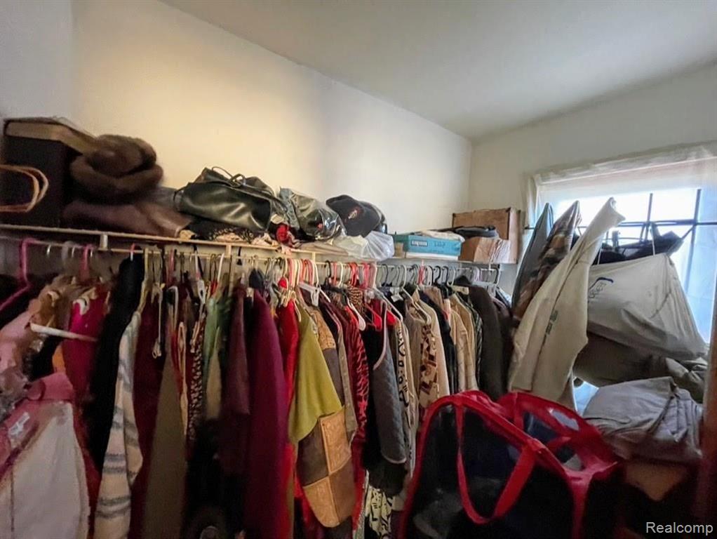 20040 Moross Road Detroit, MI 48224 - Photo 6 of 59