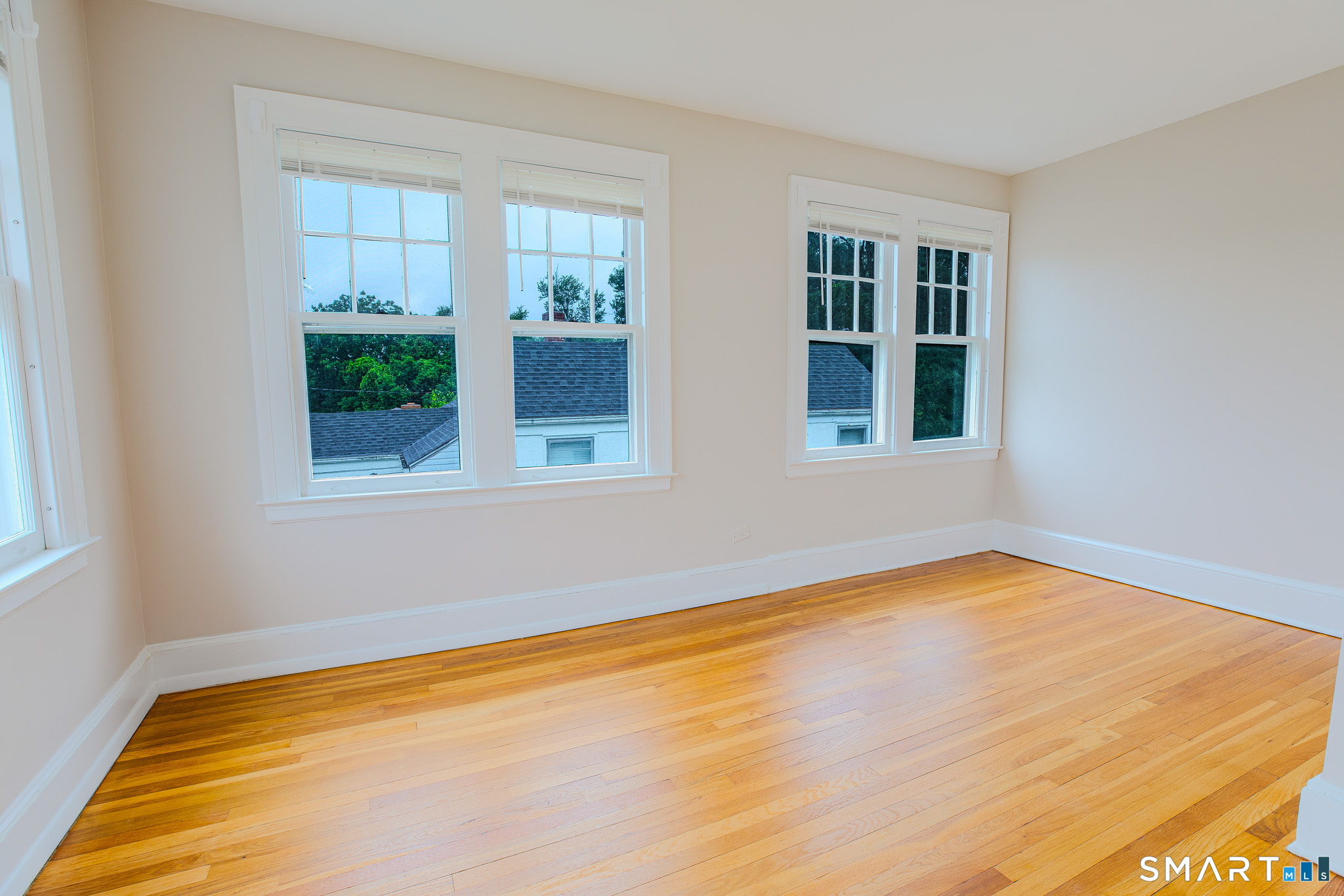 219 Jordan Lane Wethersfield, CT 06109 - Photo 15 of 21