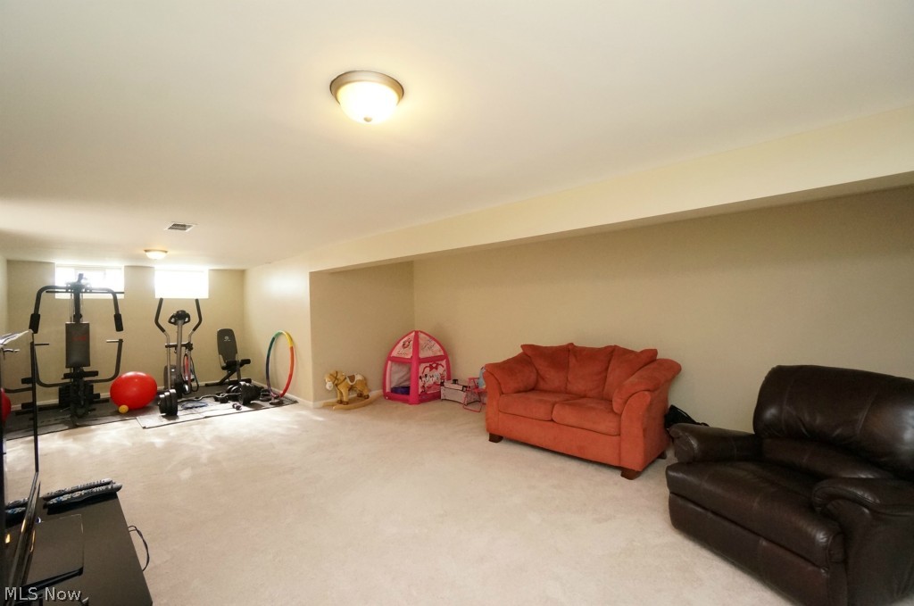 4090 Stilmore Road Cleveland, OH 44121 - Photo 22 of 25