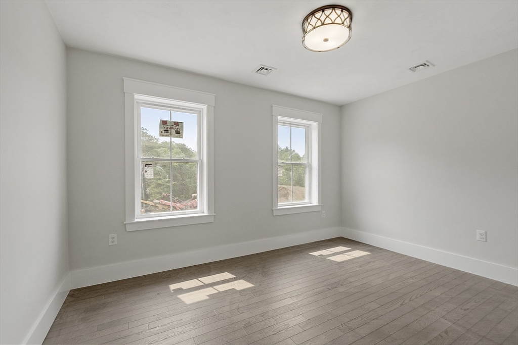 20 Waites Crossing Norfolk, MA 02056 - Photo 23 of 39