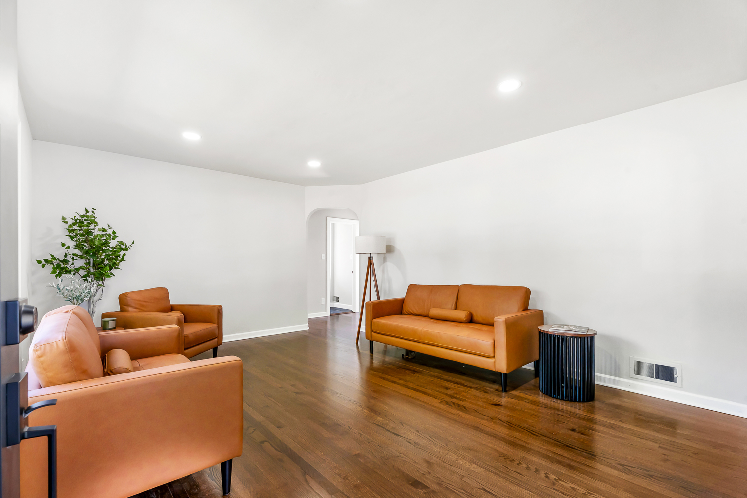 18540 Miller Drive Lansing, IL 60438 - Photo 11 of 57