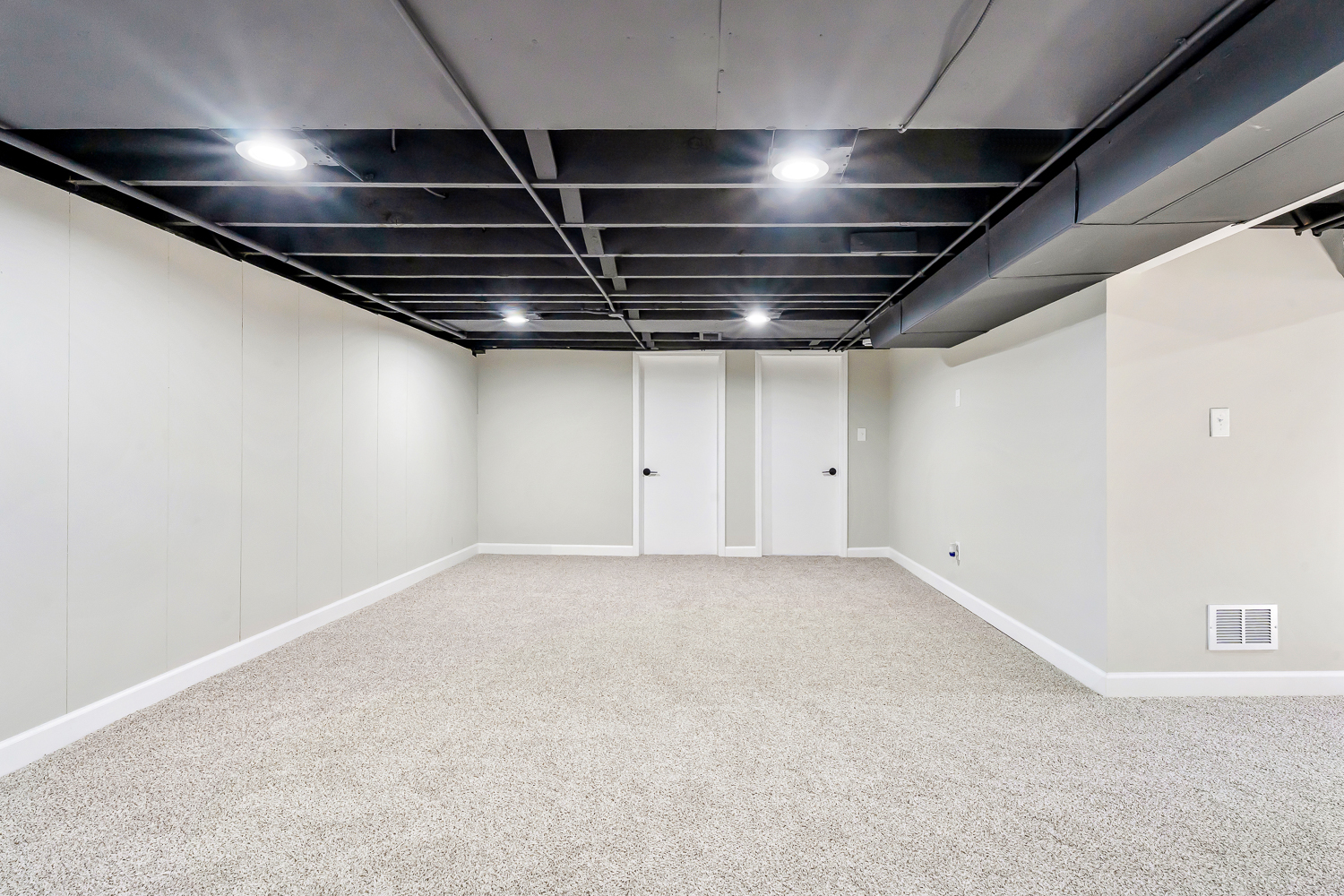 18540 Miller Drive Lansing, IL 60438 - Photo 32 of 57 a view of empty room