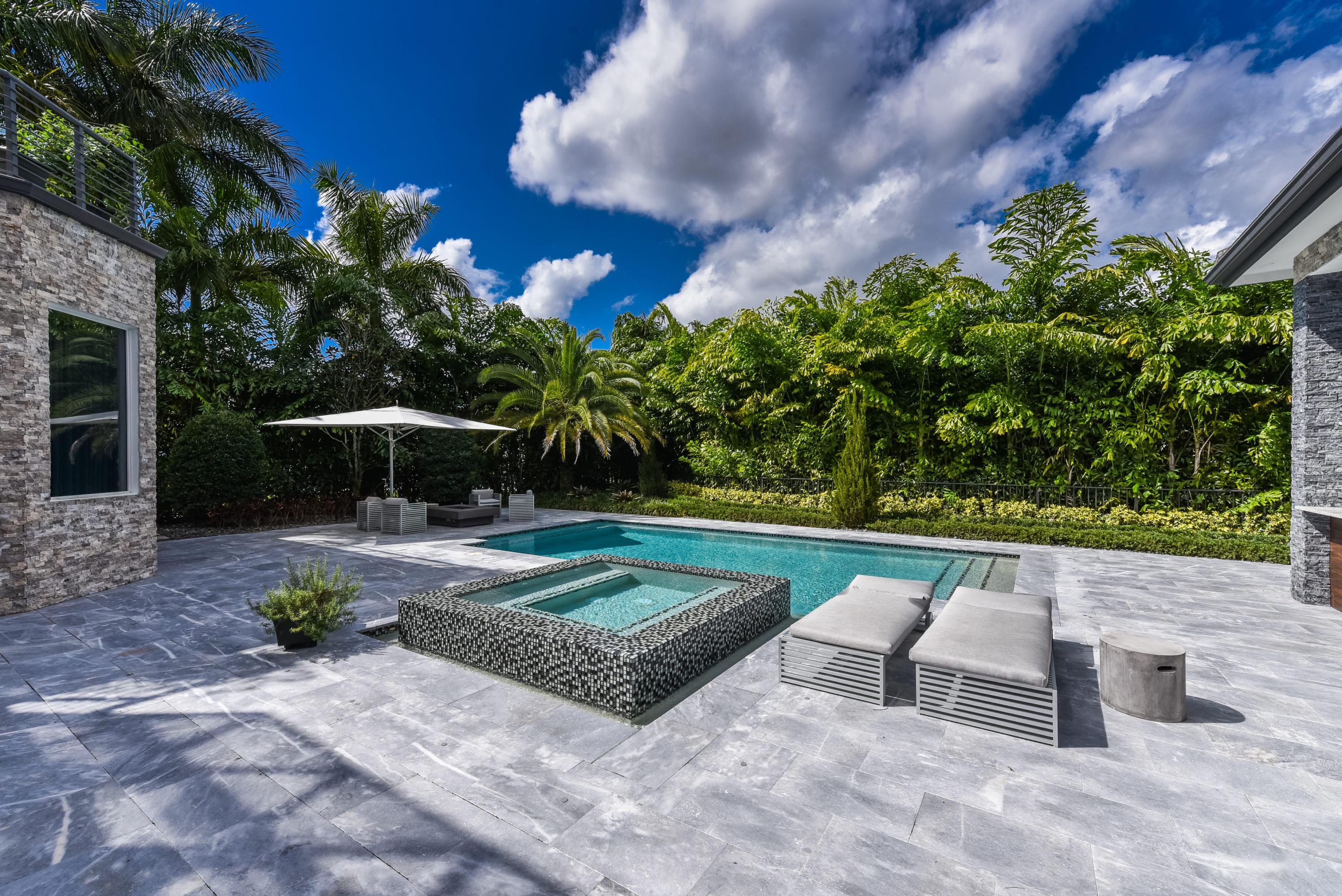 7415 Fenwick Place Boca Raton, FL 33496 - Photo 39 of 74 spa and pool