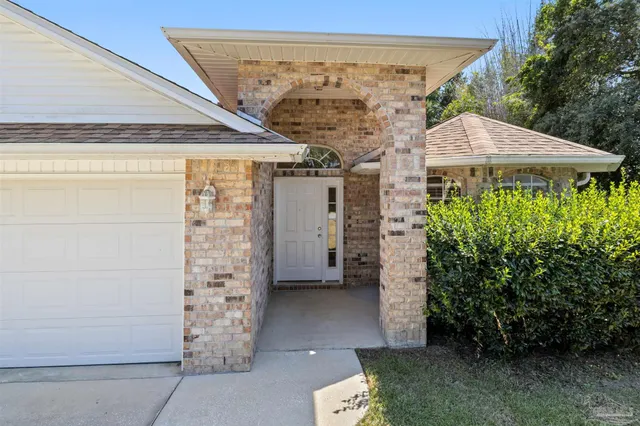 $335,000 | 605 Downhaul Drive, Pensacola, FL 32507