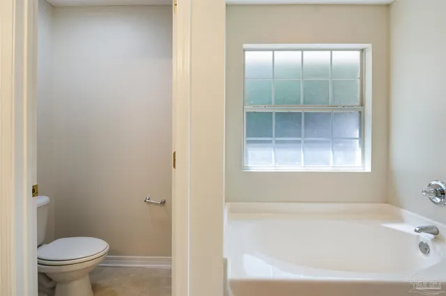 $335,000 | 605 Downhaul Drive, Pensacola, FL 32507