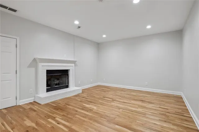 $6,350 | 210 Aerie Court, Sandy Springs, GA 30350