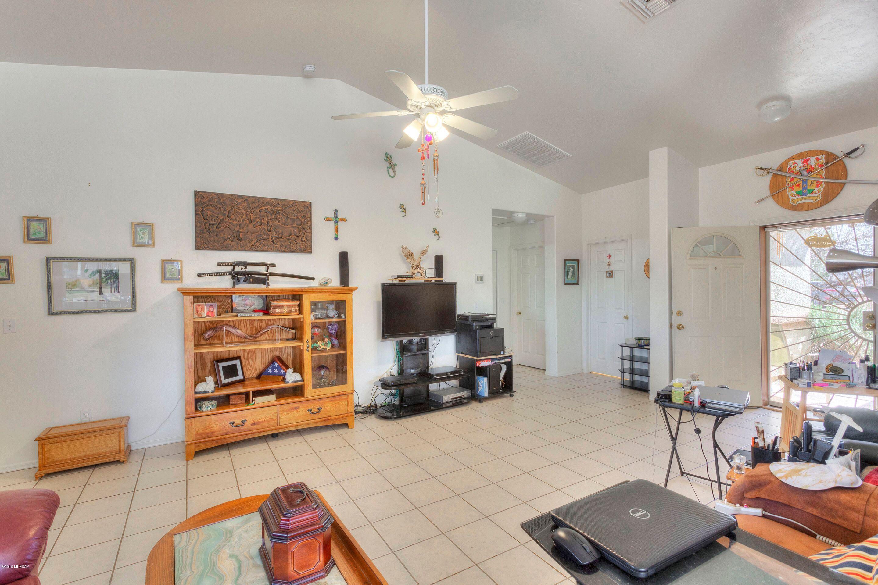 242 Camino Cholula Rio Rico, AZ 85648 - Photo 6 of 32