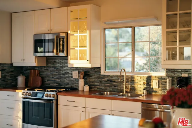 $929,000 | 5711 Stratford Road, Los Angeles, CA 90042