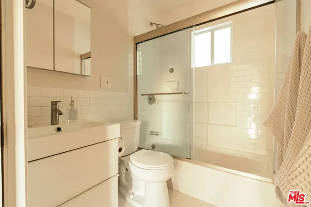 $929,000 | 5711 Stratford Road, Los Angeles, CA 90042