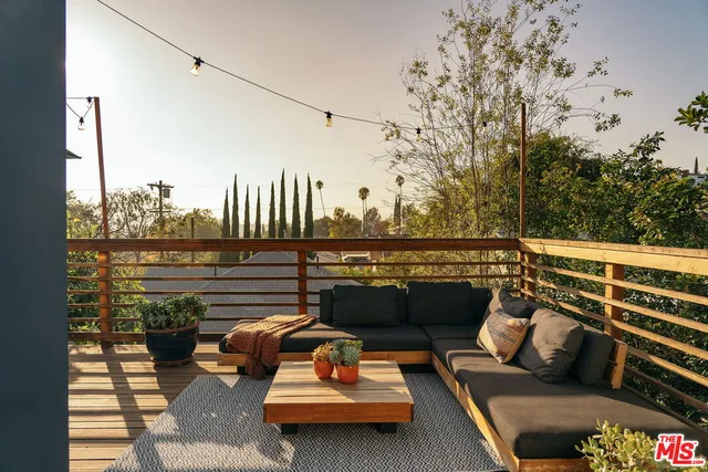 $929,000 | 5711 Stratford Road, Los Angeles, CA 90042