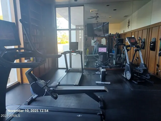 $2,850 | 2323 North Central Avenue, Unit 204, Phoenix, AZ 85004