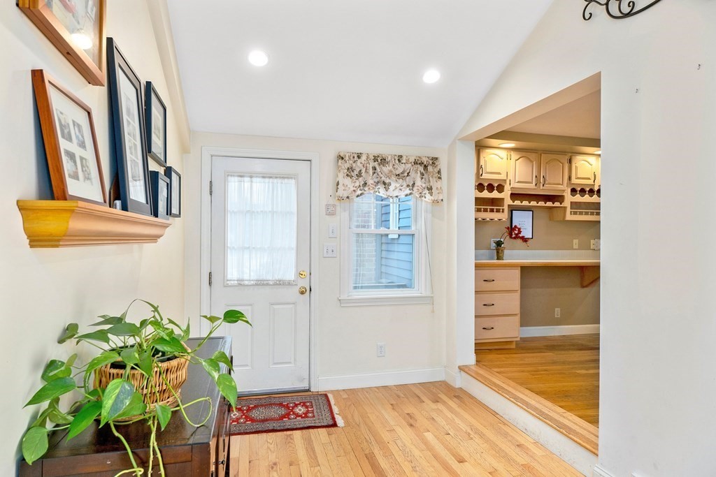 3 Lewis Street Reading, MA 01867 - Photo 6 of 32 Gallery Image 6