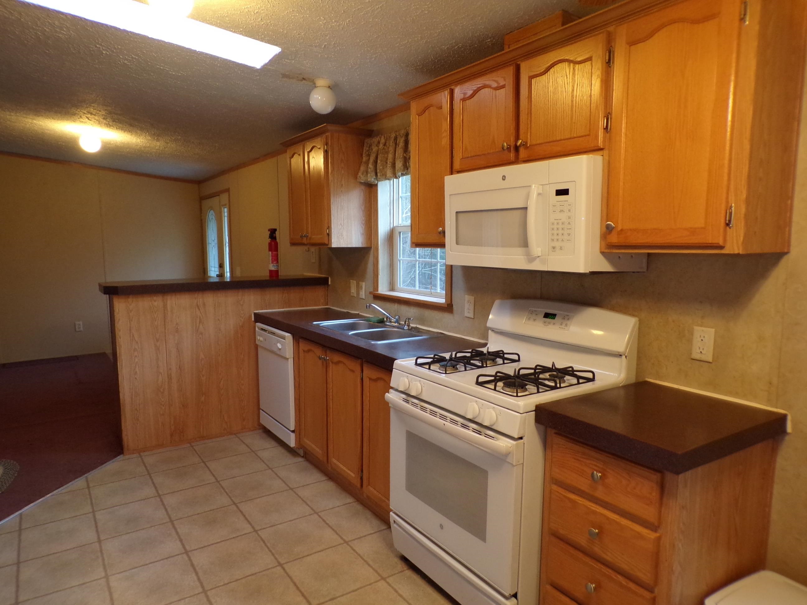 136 Belvedere Road Gilsum, NH 03448 - Photo 8 of 24