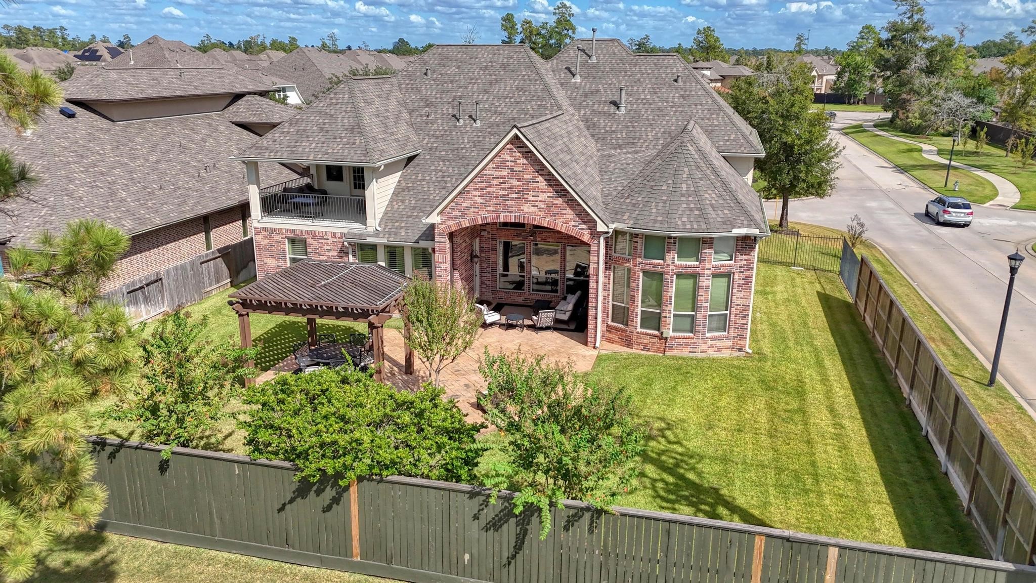 25803 Heritage Maple Drive Spring, TX 77389 - Photo 44 of 46 an aerial view of a house with swimming pool