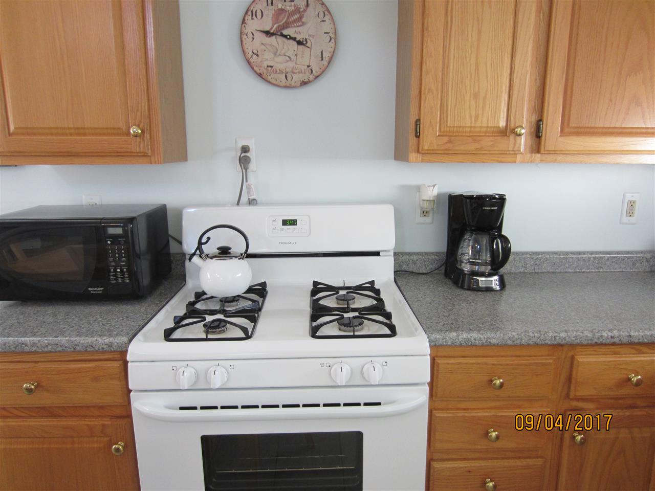 3 Q Street Hampton, NH 03842 - Photo 11 of 38 Gallery Image 11