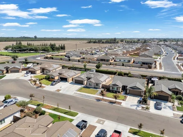 $473,000 | 2439 Madeline Drive, Hanford, CA 93230