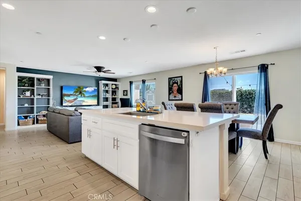 $473,000 | 2439 Madeline Drive, Hanford, CA 93230