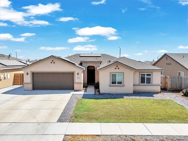 $473,000 | 2439 Madeline Drive, Hanford, CA 93230