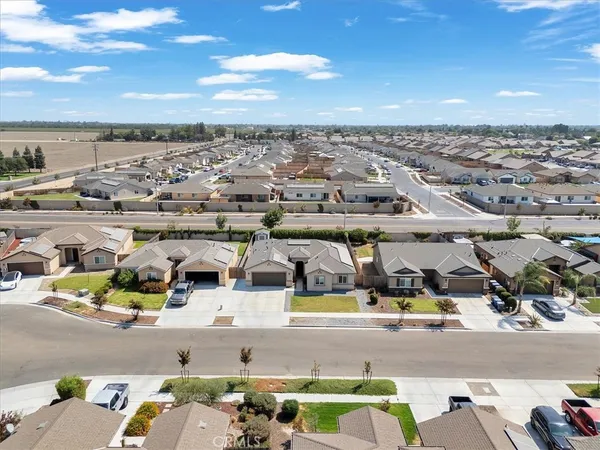 $473,000 | 2439 Madeline Drive, Hanford, CA 93230