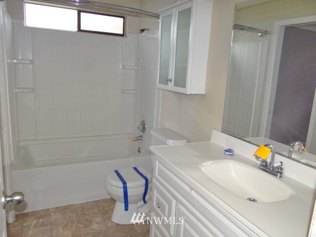 2319 North Laventure Road Mount Vernon, WA 98273 - Photo 10 of 15 Gallery Image 10