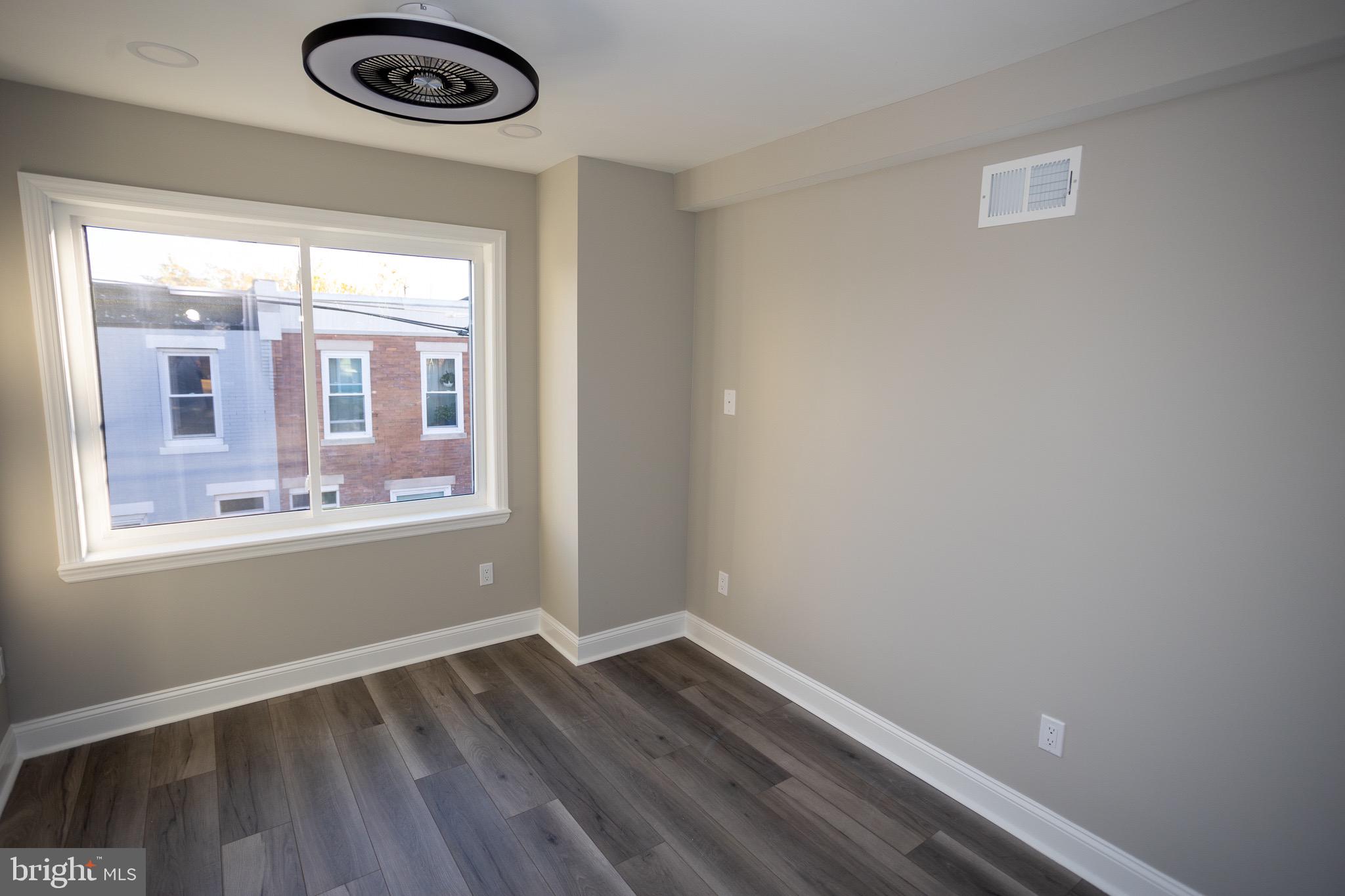 2127 Sigel Street Philadelphia, PA 19145 - Photo 14 of 58